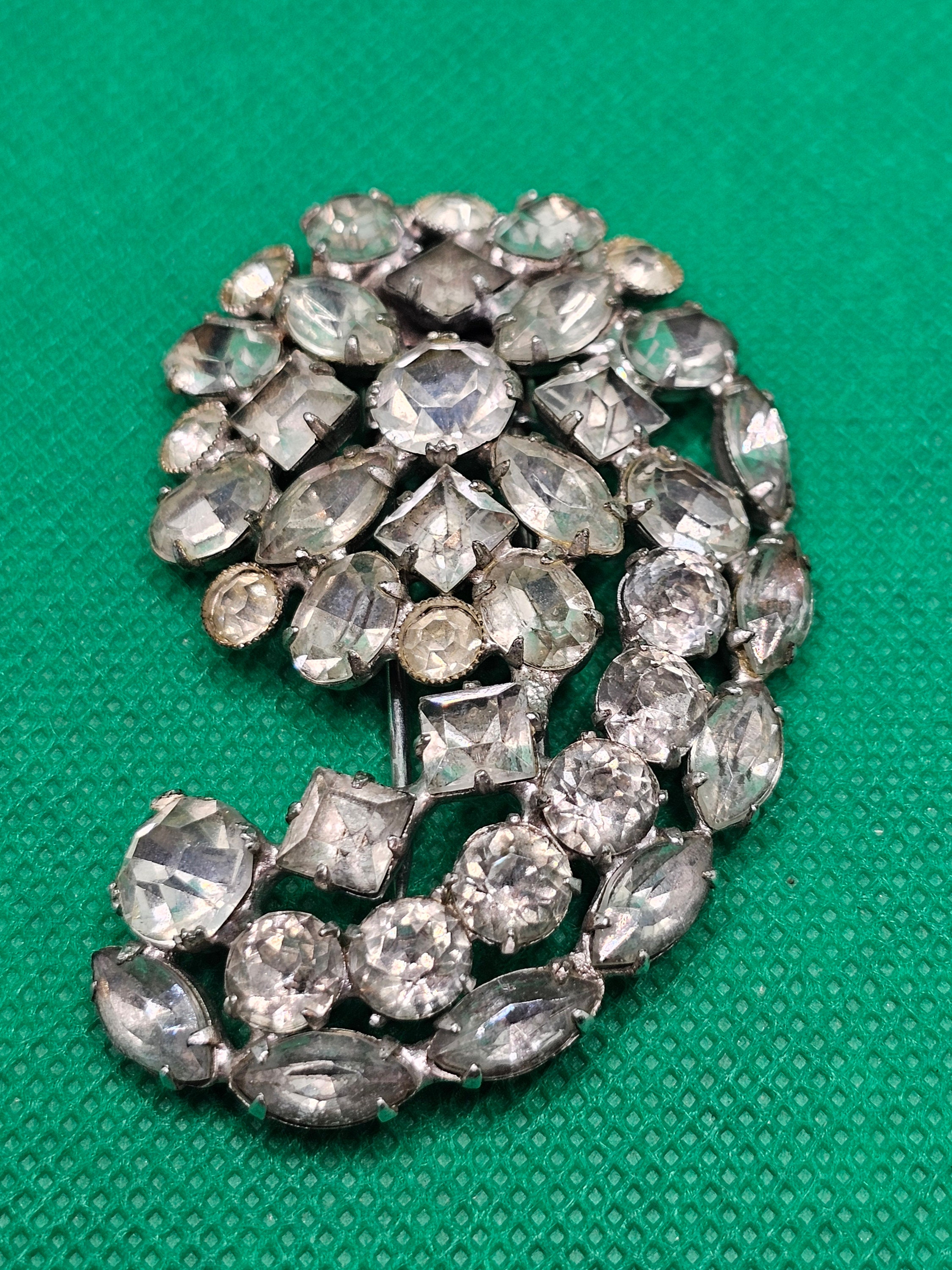 Beautiful Vintage Rhinestone Fur Clip Possible Eisenburg