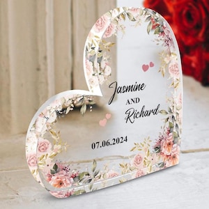 Personalised Wedding Heart Plaque Gift, Engagement Gift for Couple, Anniversary Gift Mr & Mrs Keepsake, Date Keepsake Gift, Engaged Plaque