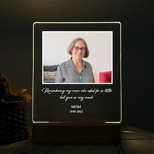 Benutzerdefinierte personalisierte Foto-LED-Holzstand-Raum-Nachtlicht-Tischlampe im liebevollen Speicher Beileid-Erinnerung-Verlust-Sympathie-Denkmalgeschenk