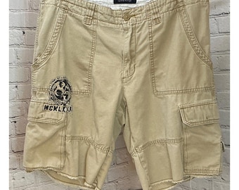 Vintage Tommy Hilfiger Men’s Cargo Shorts (Size 36)