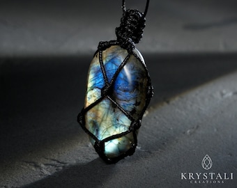 Vibrant Labradorite Necklace | Adjustable Length Gemstone Necklace