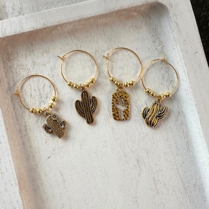 Gold Cactus Wine Glass Charms – Set of 4 Succulent Drink Markers, Boho Party Decor, Desert Theme Stemware Tags