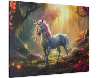 Könnte beinhalten: Ein weißes Einhorn mit rosafarbener Mähne und Schwanz steht in einem magischen Wald. Das Einhorn ist von bunten Blumen und Schmetterlingen umgeben. Die Sonne scheint durch die Bäume und erzeugt eine warme und magische Atmosphäre.