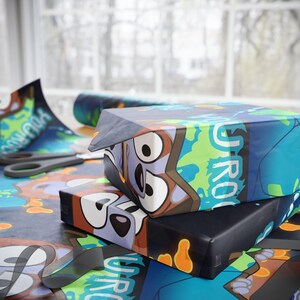 Papeles de regalo, Papel de regalo de Bluey Bingo en el espacio, Papel de regalo de cumpleaños, Hojas de regalo, Artículos para fiestas, Papel para manualidades