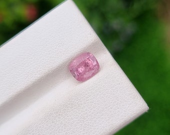 Pedra de espinélio rosa natural solta não tratada não aquecida lapidada do Tadjiquistão