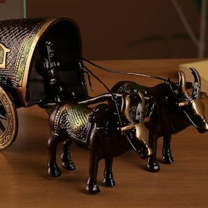 Brass Covered Village Bullock Cart Showpiece Replica, Brass Vintage Style Showpieces, Standard, Pack of 1