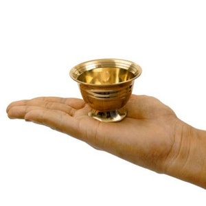 Bol indien en laiton pour pooja couleur dorée religieux traditionnel