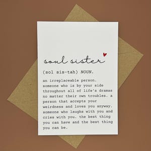 Tarjeta de felicitación con la definición de "Hermana del alma"