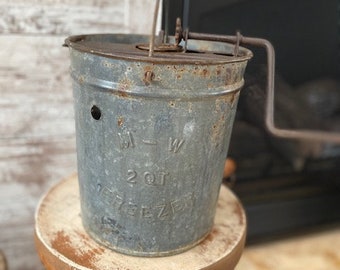 Antique M-W 2 Quart Hand Crank Ice Cream Freezer