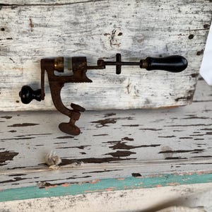 12 Gauge Vintage Hand Shotgun Shell Loader Crimper