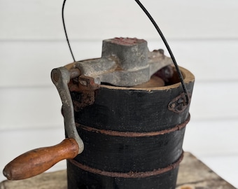 Vintage 1-Quart Hand Crank Ice Cream Freezer with Black Wooden Bucket