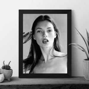 Kate Moss Poster Black and White Kate Moss Print Vintage Photography Kate Moss Poster Black and White Kate Moss Print Vintage Photography
