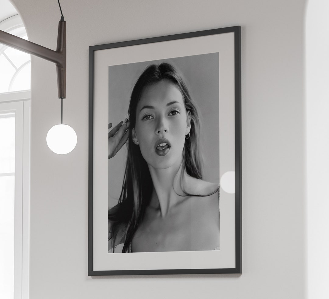Kate Moss Poster Black and White Kate Moss Print Vintage Photography Kate Moss Poster Black and White Kate Moss Print Vintage Photography