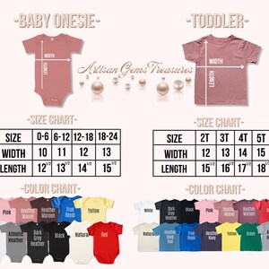 Op de afbeelding: Maattabel voor baby-rompers en peuter T-shirts. De tabel toont de breedte- en lengtemaat in inches voor verschillende maten. De kleurenkaart toont een verscheidenheid aan kleuren die beschikbaar zijn voor de rompers en T-shirts.
