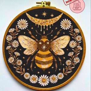 Bee cross stitch pattern PDF, Insect cross stitch, Animals crochet stitch, Honey cross stitch, Floral sampler stitch, Bee sampler pattern