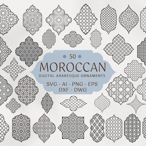 Peut inclure: Une collection de 50 ornements arabesques numériques marocains noirs aux formes géométriques variées et aux motifs en treillis complexes. L'étiquette centrale bleu clair affiche le texte 50 MOROCCAN DIGITAL ARABESQUE ORNAMENTS SVG - AI - PNG - EPS DXF - DWG.