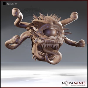 Può includere: Una miniatura stampata in 3D di un beholder, una creatura di Dungeons & Dragons. Il beholder ha un solo occhio grande, una bocca piena di denti e tentacoli multipli con occhi alle estremità. La miniatura è dipinta di un colore marrone chiaro.
