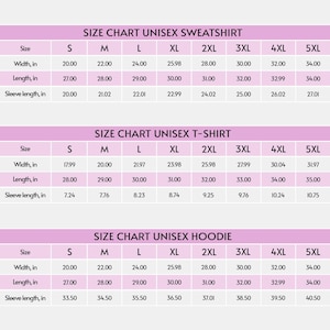 K&ouml;nnte beinhalten: Gr&ouml;&szlig;entabelle f&uuml;r Unisex-Sweatshirts, T-Shirts und Hoodies. Die Tabelle zeigt die Ma&szlig;e in Zoll f&uuml;r Breite, L&auml;nge und &Auml;rmell&auml;nge in den Gr&ouml;&szlig;en S bis 5XL. Der Hintergrund ist hellviolett.