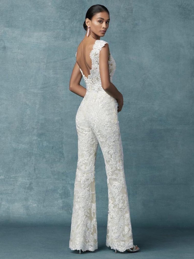 Ovlias Elegant White Strapless Sleeveless Bridal Jumpsuit for Formal Occasions JP0001