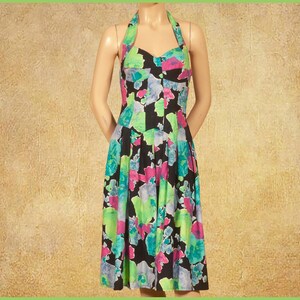 Vintage 80s Corseted Halter Necked Dress (size US6, UK10, FR38, D36, IT42)