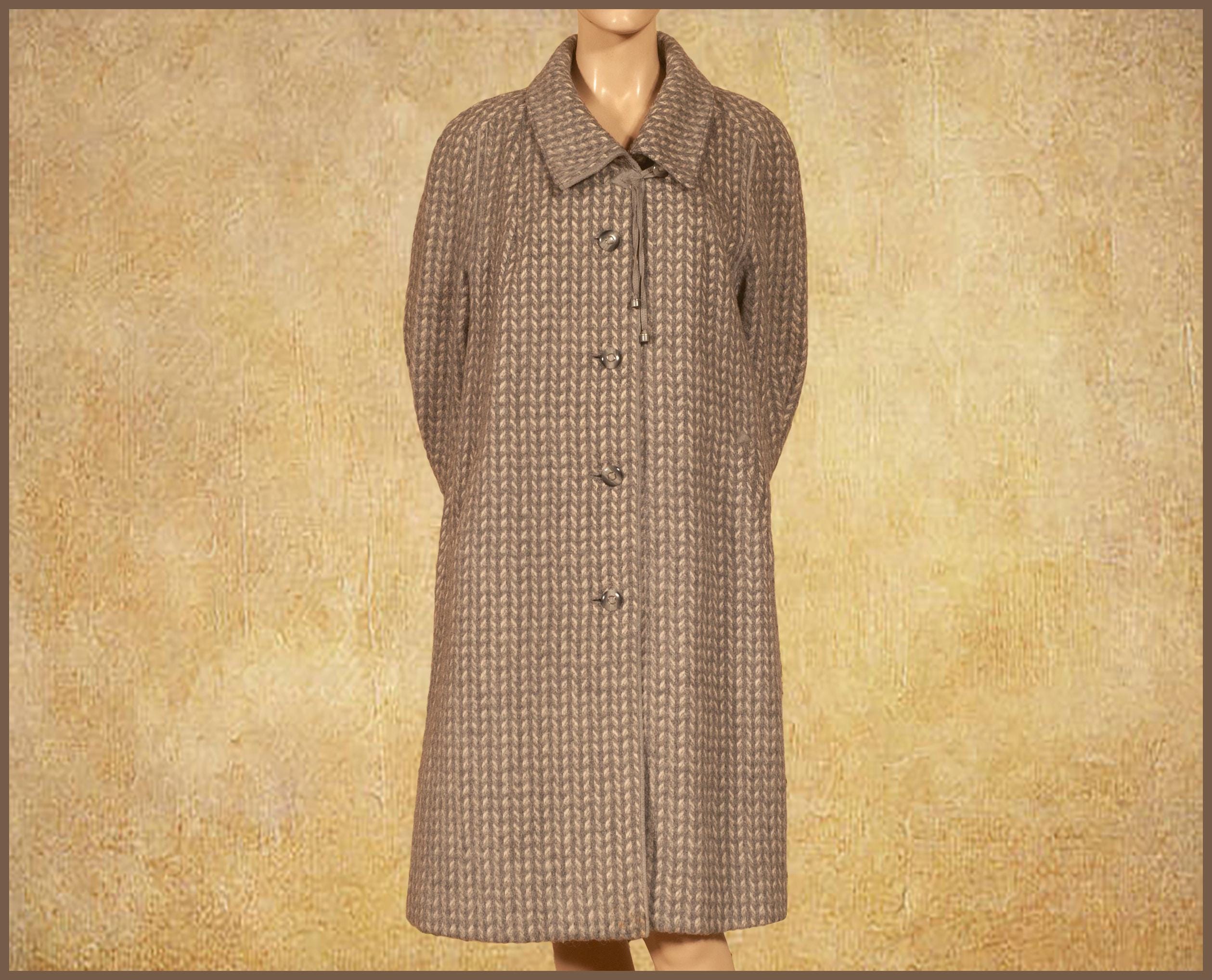 Vintage 60s 'goetz Modell' Tweed Overcoat (size UK14, US10 Vintage 60s 'goetz Modell' Tweed Overcoat (size UK14, US10