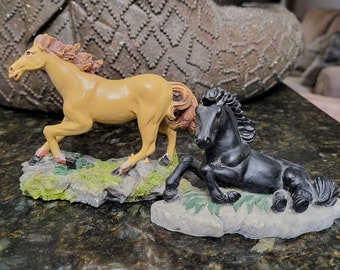 Gorgeous Lazy Black Stallion and Brown Horse Trotting Figurines