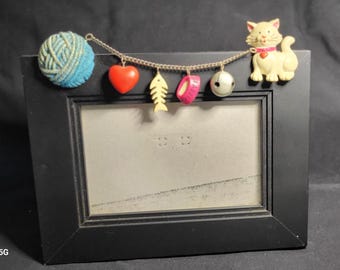 Marco Fun Time Cat, 2006, de Burnes Homes Accents Inc., 4 x 6 pulgadas. Imagen