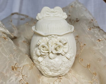 Rare* Vintage Ceramic/Porcelain  Rose Trinket Box