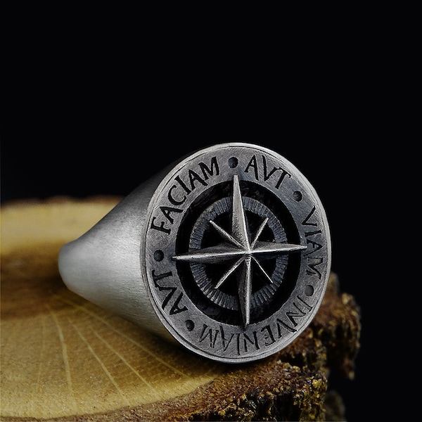 Aut Viam Inveniam Latin Motto Signet Ring in 925 Sterling Silver Compass Ring for Men