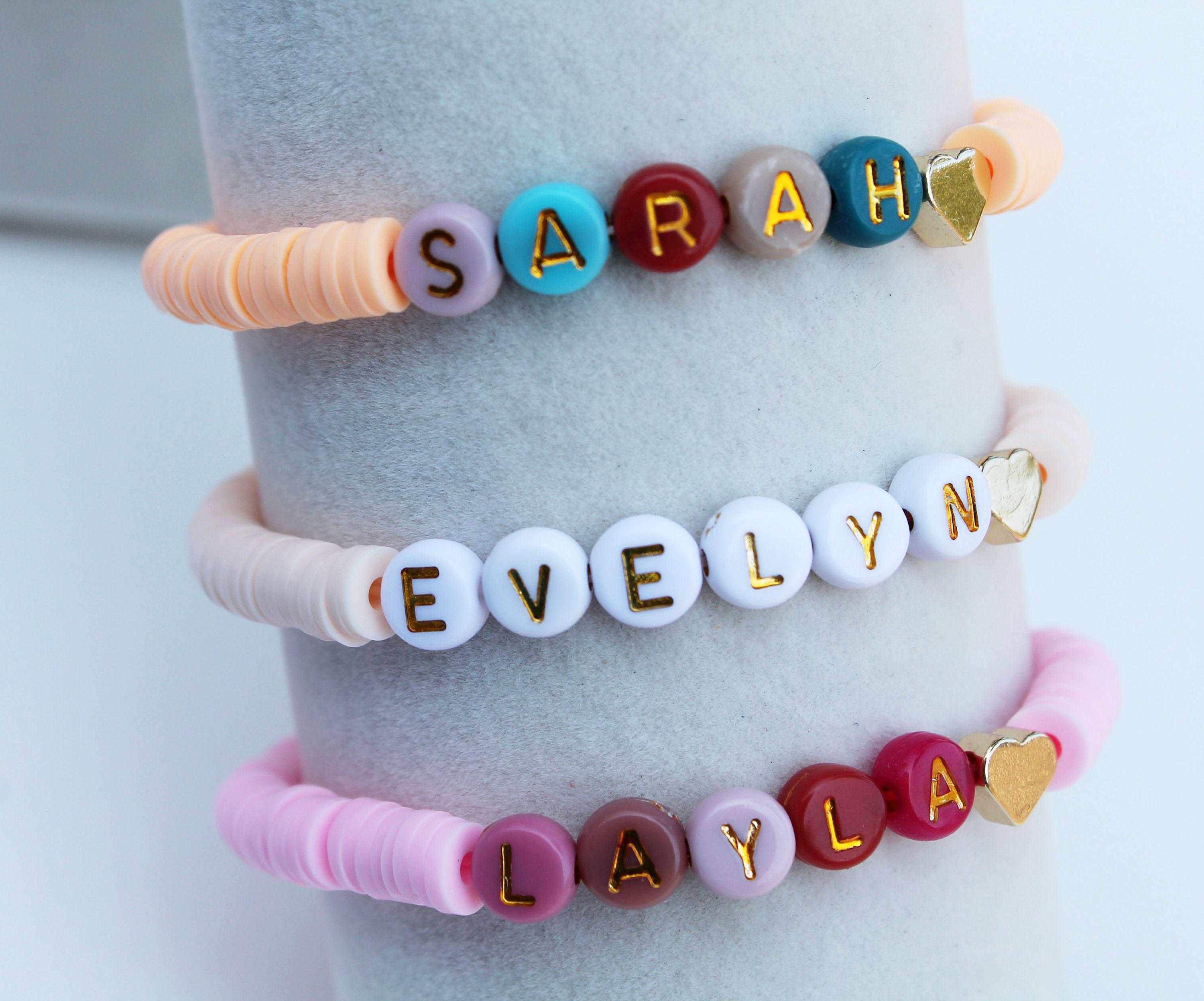 Saterkali Bracelet Femme Tressé "Forever Love" – Lettres Brodées Amour & Amitié – Cadeau Tendance Réglable