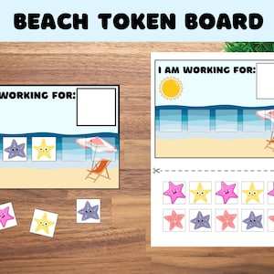 Peut inclure: Un tableau de jetons sur le thème de la plage avec une mer bleue, du sable jaune et un parasol de plage. Le tableau comporte une section pour "Je travaille pour :" avec un espace vide pour écrire. Il y a 5 espaces vides pour les jetons. En dessous du tableau se trouvent 12 jetons en forme d'étoile de mer colorés.