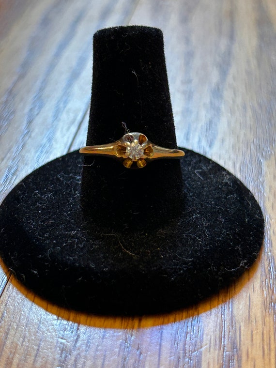 STUNNING estate-sale vintage engagement ring