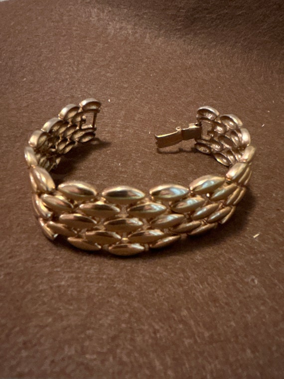 Vintage gold-tone  5- linked bracelet