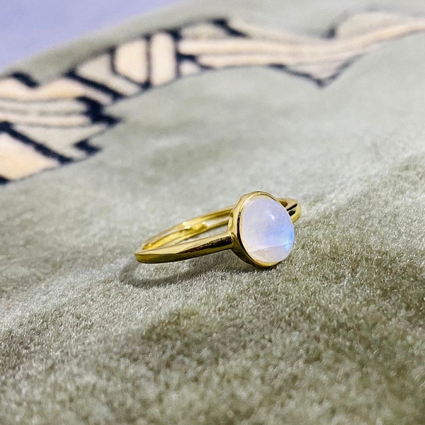 the moonstone ring • gold ring adjustable • AllTheSmallThings