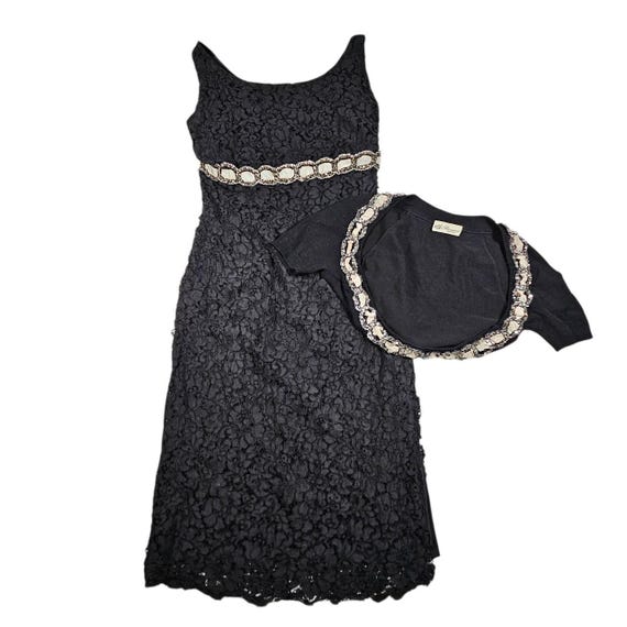 long sleeve v neck dress V-Neck Pleated Slit Dark Navy / S Size 6-24:10 while the soft model: 40543 Molly Maxi Dress Hand