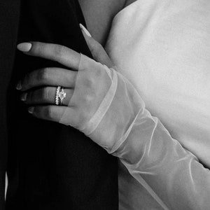 2 Pieces Elegant Glamour Gloves White or Black Evening Tulle Party Bridal Gloves Tulle Sleeves Fingerless Mittens Tulle Bride Sleeve Gloves image 1