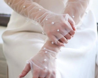 Long Tulle Pearl Wedding Bridal Gloves Fingerless Arm Cuff Sheer Gloves for Formal Event Party Cosplay Gloves White and Off-White