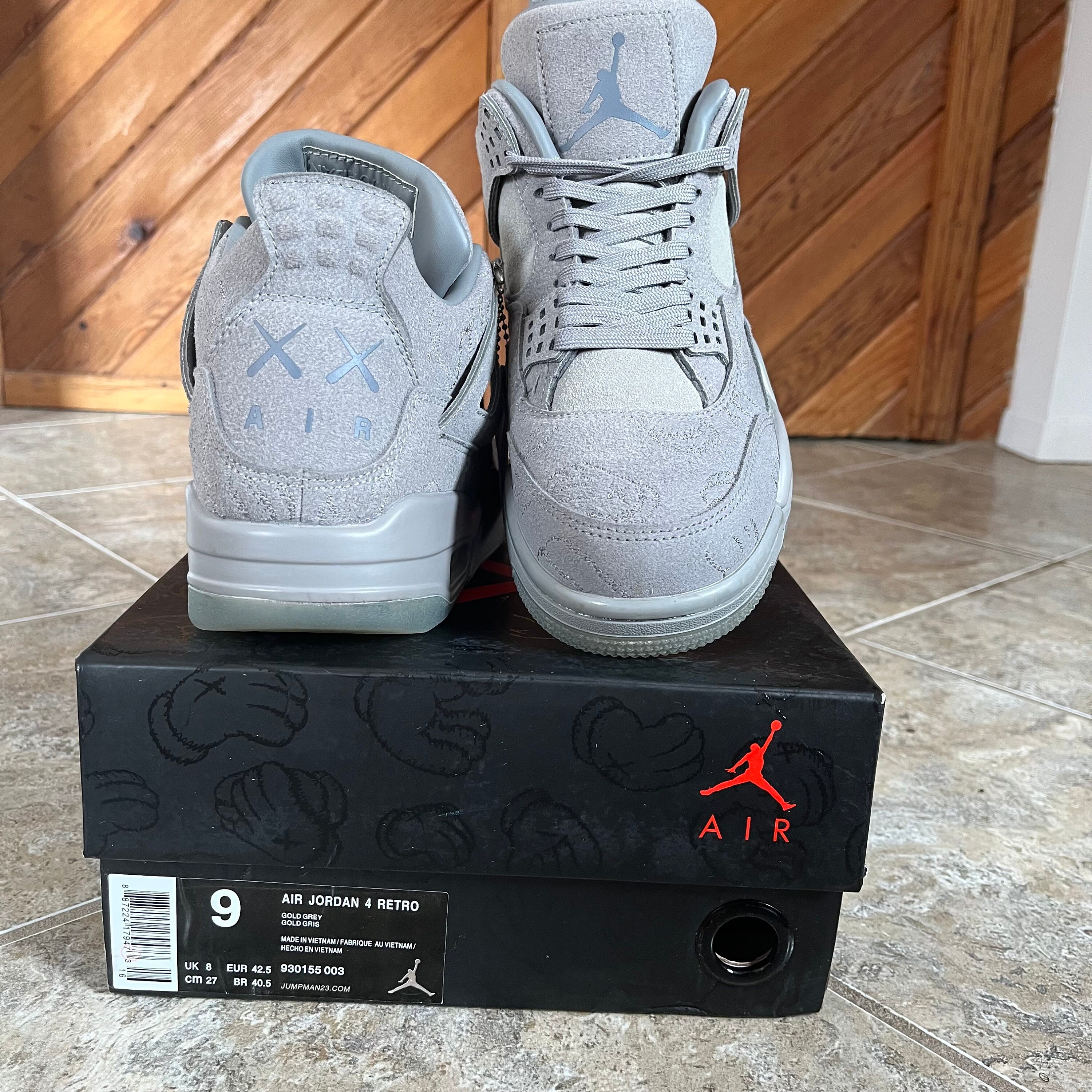 Jordan 4 Kaws Review : r/DHgate