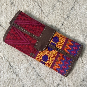 Bolso de mano de mujer rojo con monedero grande