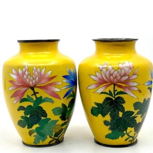 Japanese Akagi Shoten Pair of Yellow Cloisonne Vases