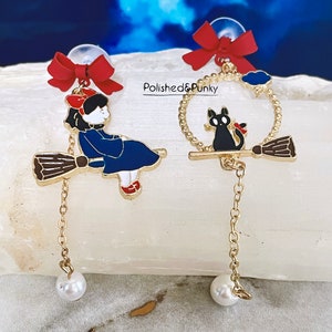 Witch and Cat Earrings ~ Unique Earrings ~ Halloween Earrings ~ Cat Earrings ~ black cat Earrings ~ Witch Earrings ~ gift box