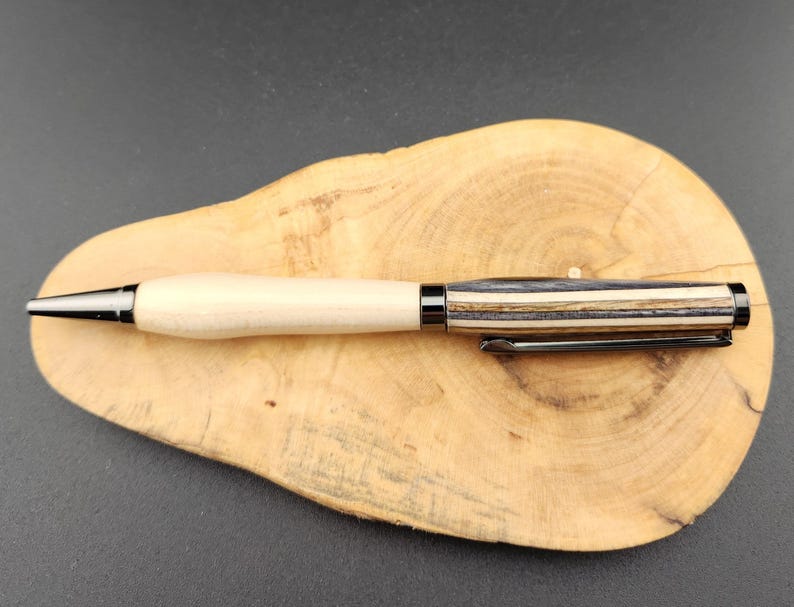 slimline twist pen