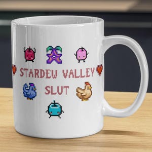 Girly Stardew Valley Slut Tasse - 11 Unzen Stardew Valley Cup Wrap, Stardew Valley Sublimation PNG, Pixel Art, Junimo Design Gamer Geschenk