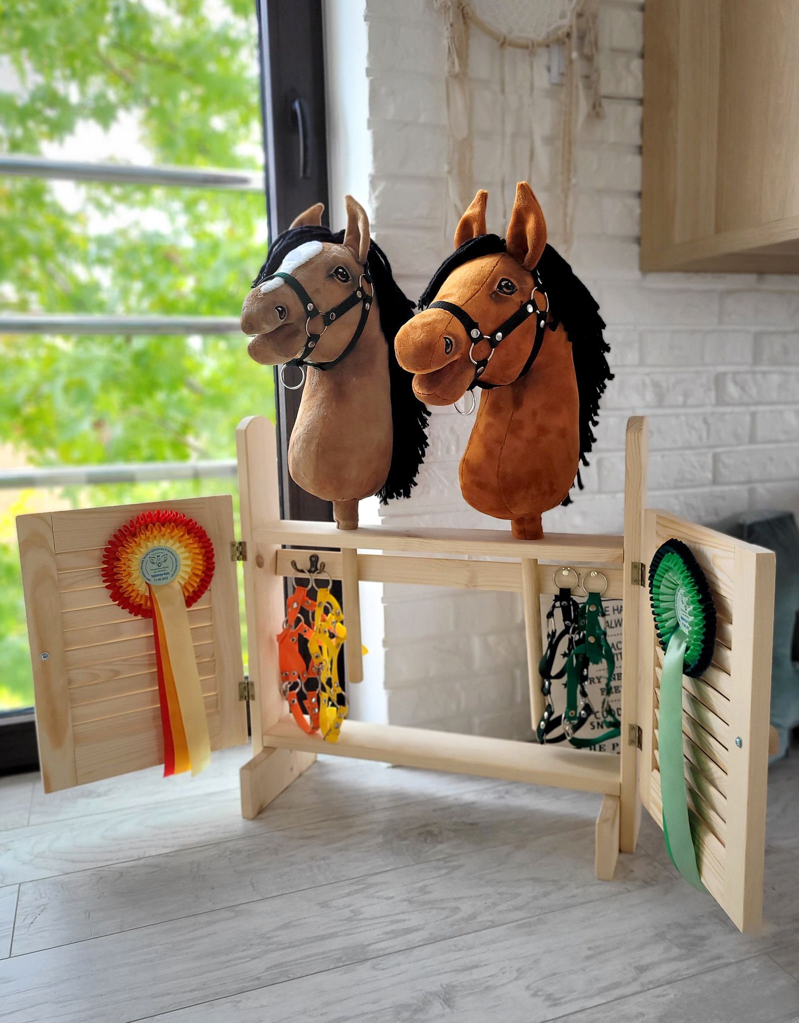 Hobby Horse Stall Selber Bauen Anleitung Hobby Horse Stall Hobby Horse Stable Made of Wood With Space - Etsy