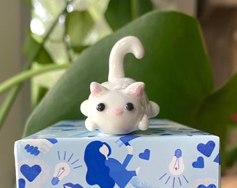 Tiny Clay Cat Friend / Cutie Kitty Desk Buddy / Polymer Clay Mini Kitty
