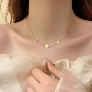 Necklace below 200 deals