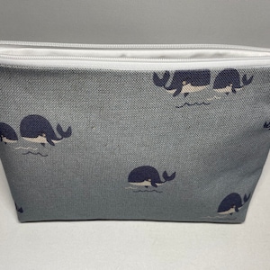Toiletry bag whale blue