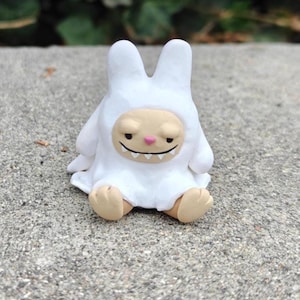 Handmade Polymer Clay Labooboo desk buddy/ labubu / trinket
