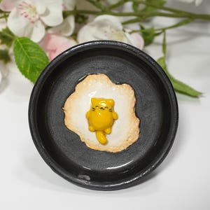 Handmade Polymer Clay Egg Cat Trinket Dish // Jewelry Tray // Ash Tray