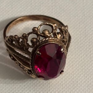 Soviet Silver Gilt Filigree Ring 1975, Kharkiv Jewelry Factory, 875 Silver Lab Ruby Corundum, USSR Vintage Ring Size